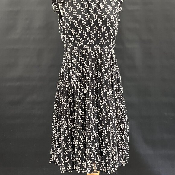 Ann Taylor Dress - Picture 2 of 9